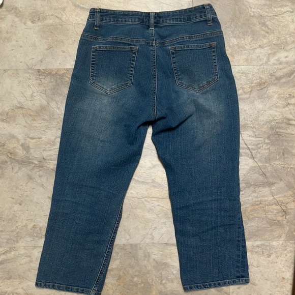 Blue Jeans. Wore a couple times Size 2 - Picture 3 of 3